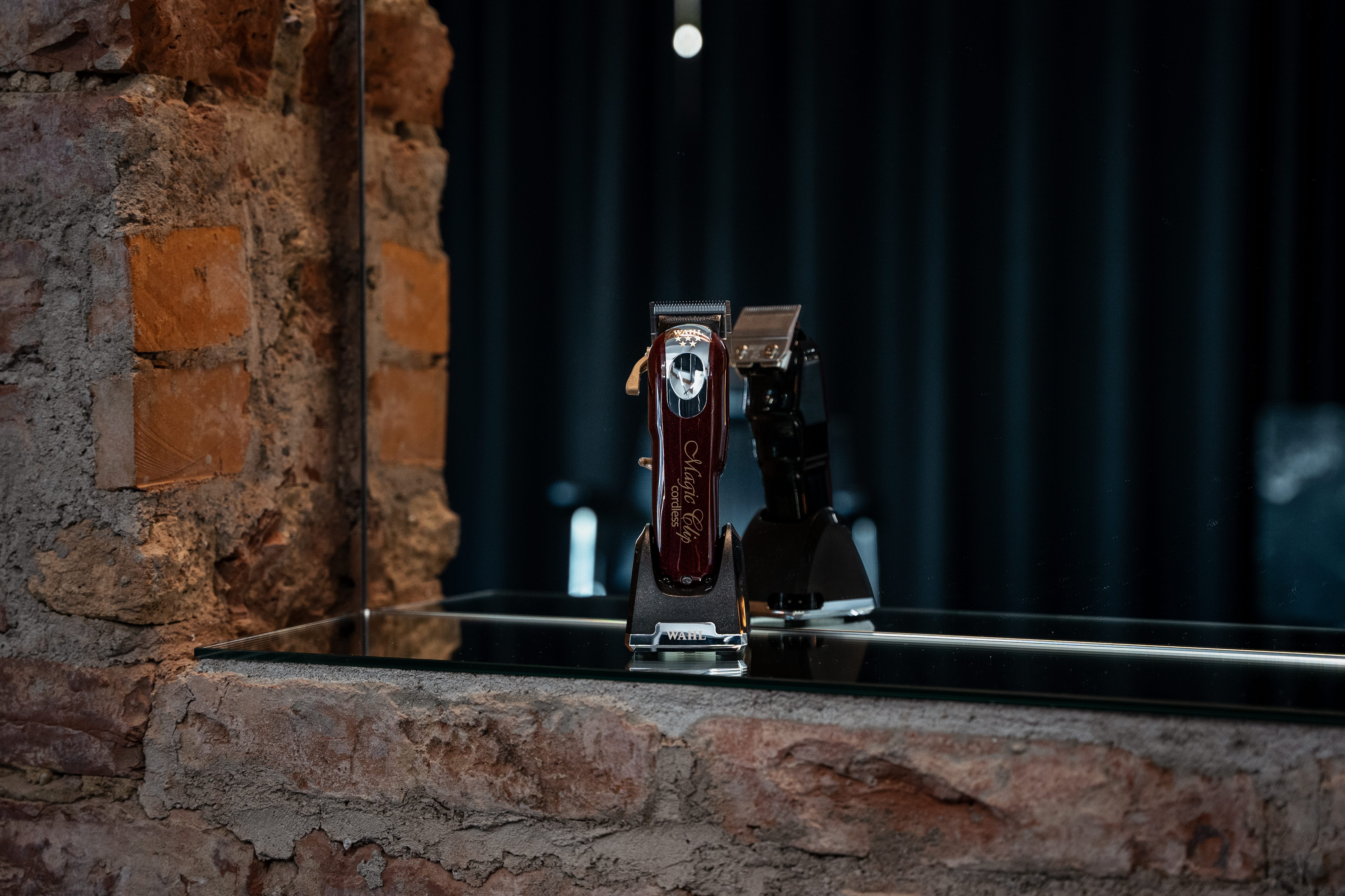 Wahl Cordless Magic Clip 5-Star in rood - productfoto 1.