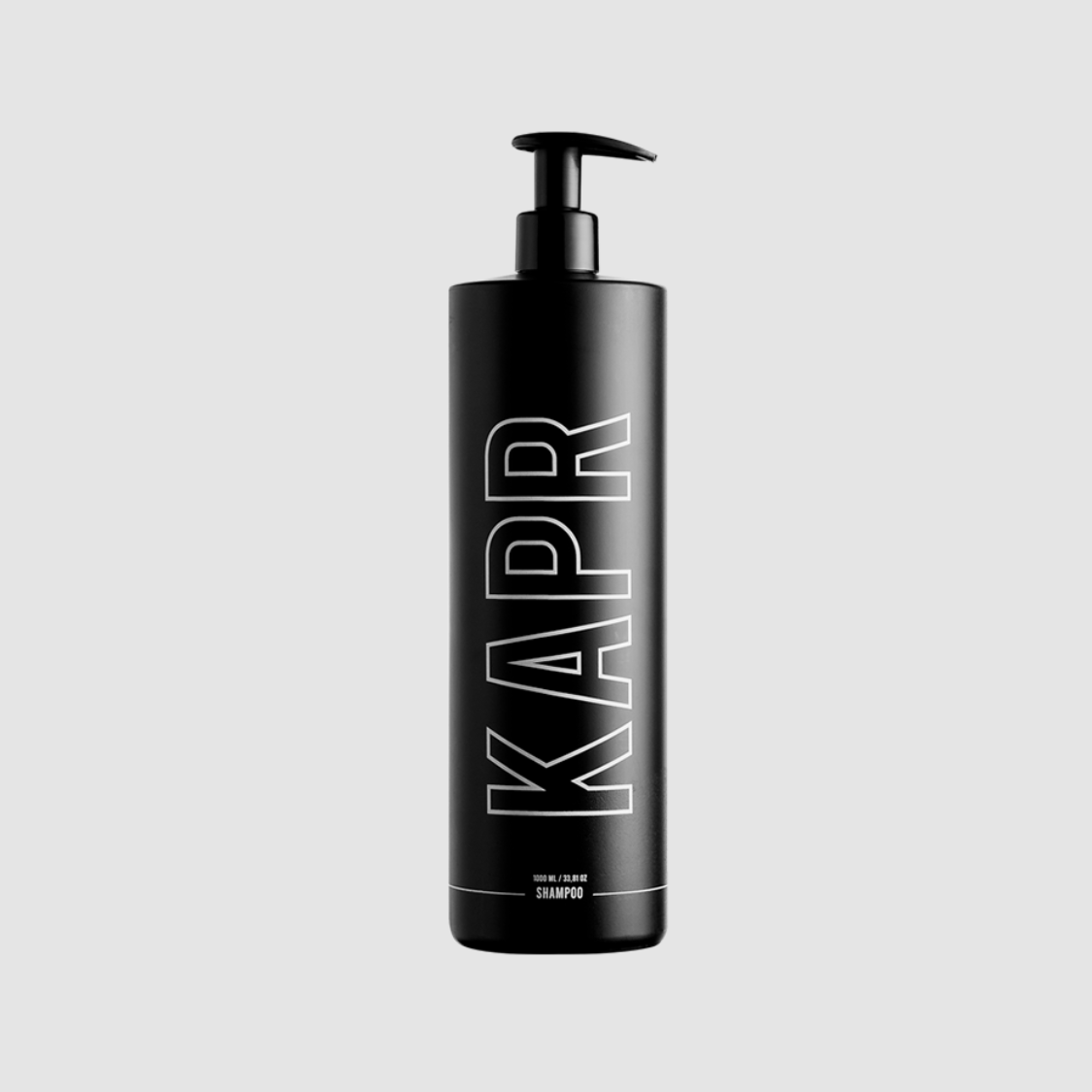 KAPR Professionele Shampoo 1000ml – Perfect voor mannen die verzorging en gemak willen combineren.|KAPR Professionele Shampoo 1000 ml - Diepe reiniging, intense hydratatie, verfrissende menthol voor haar, lichaam en baard, zorgt voor sterker en gezond haar.|Professionele shampoo in een compact 50ml formaat, ideaal voor mannen onderweg.|KAPR Professionele Shampoo 250ml – Compact, krachtig en geschikt voor dagelijks gebruik.