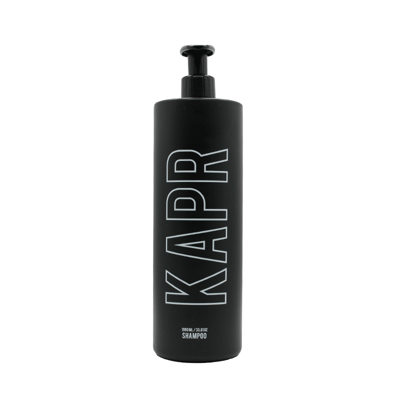 KAPR Conditioner – zwarte fles met pomp, transparante achtergrond, verzorgt en verzacht het haar.