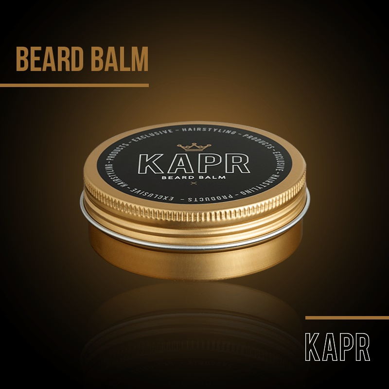 KAPR Beard Balm – gouden blik met zwart deksel en wit logo op bruine achtergrond, luxe baardverzorging.