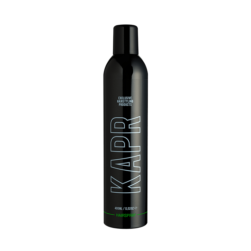 KAPR Hairspray – zwarte haarsprayfles met wit logo op transparante achtergrond.