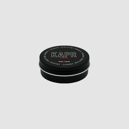 KAPR Pomade 60ml – compacte variant, ideale reisverpakking.