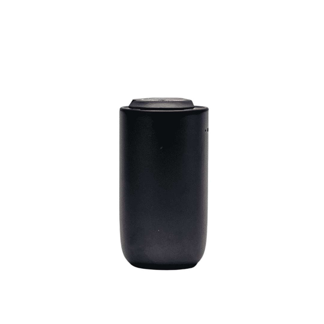 KAPR Scent Mate – luxe geurdispenser voor barbershops en salons.